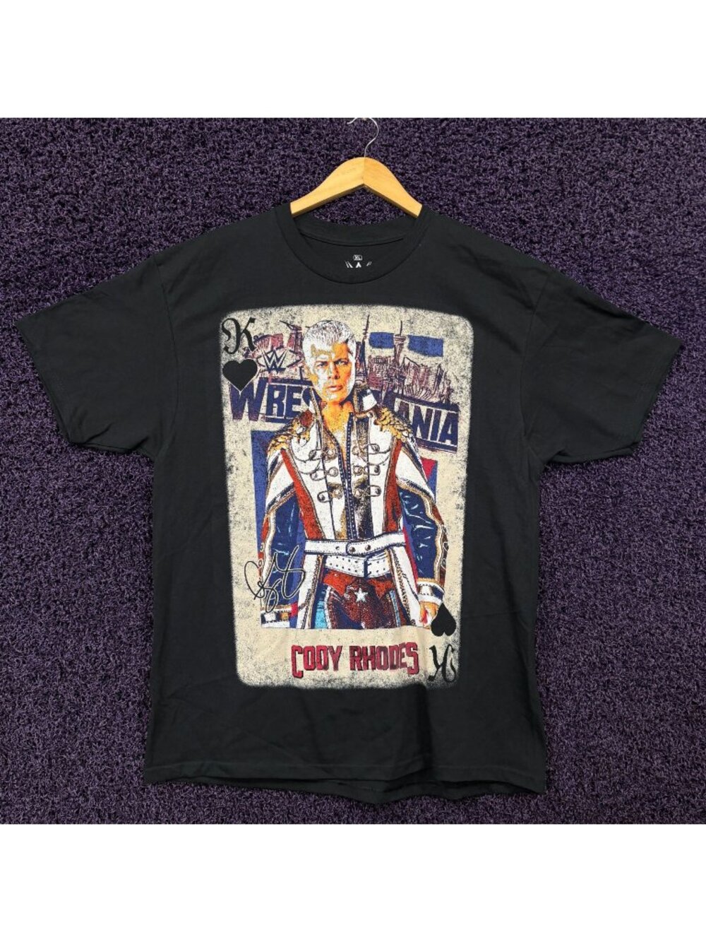 WWE Cody Rhodes Wrestlemania 42 Exclusive Trading Card T-Shirt Size Extra Large
